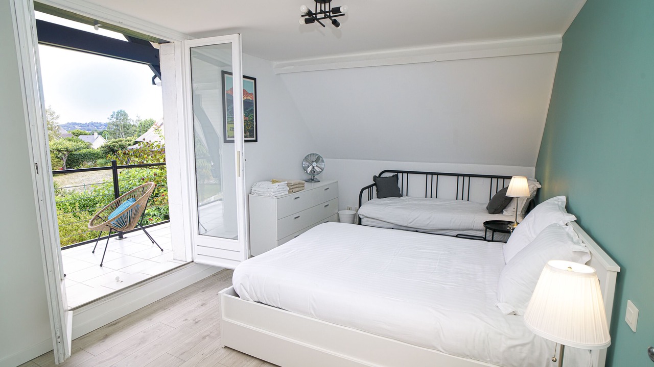 Photo of Bedroom in Benejacq