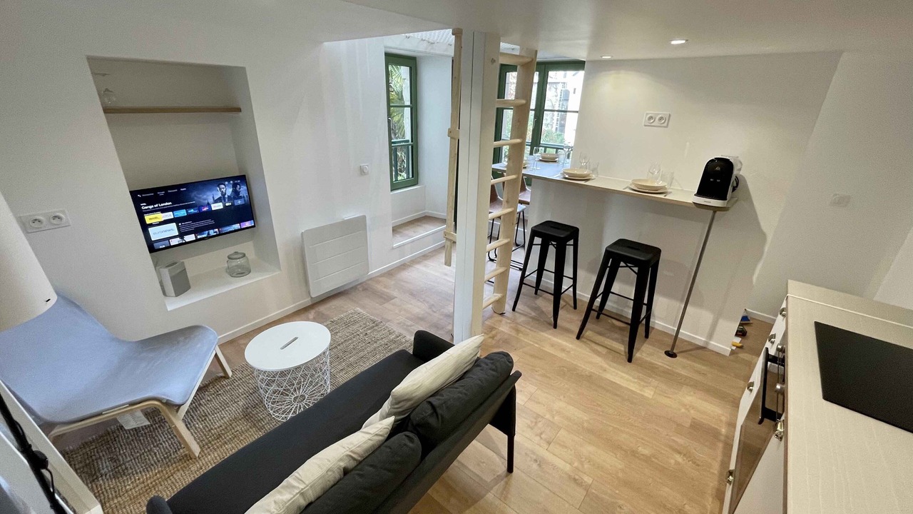 Photo of Livingroom in Centre Ville