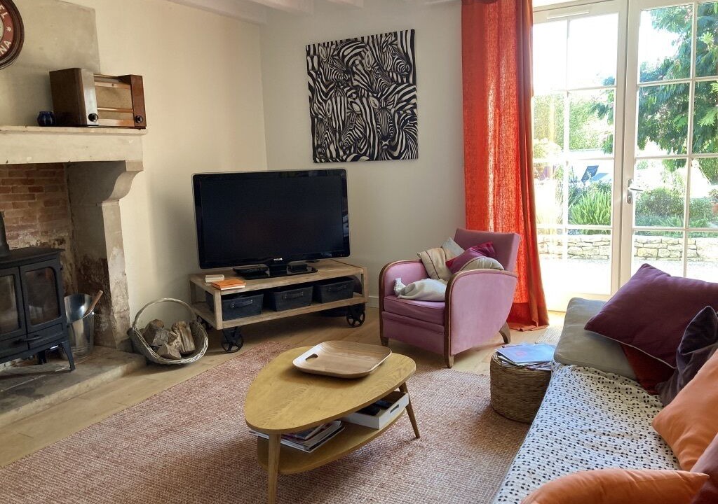 Photo of Livingroom in Germond-Rouvre