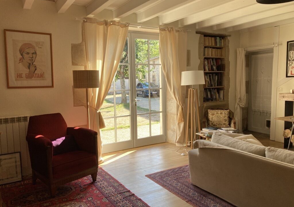 Photo of Livingroom in Germond-Rouvre