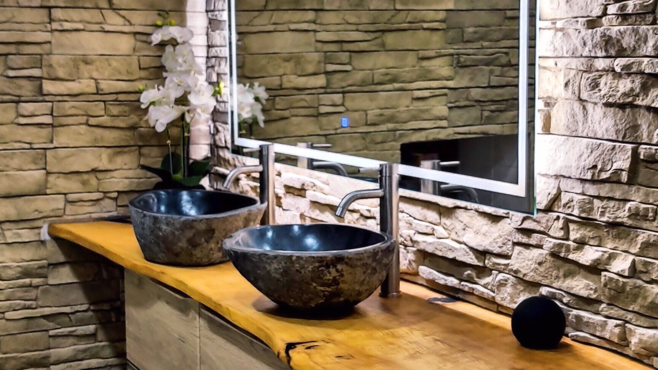 Photo of Bathroom in Lesterps
