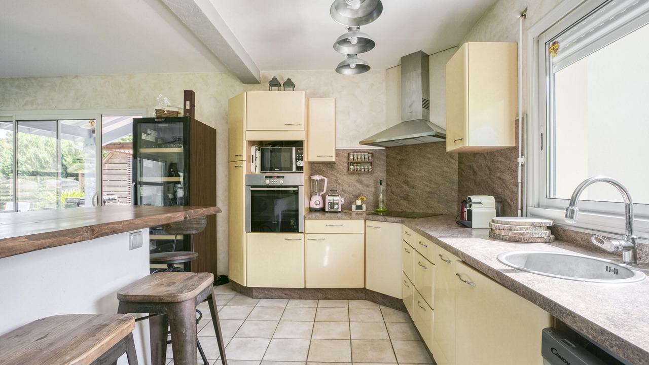 Photo of Kitchen in Messanges