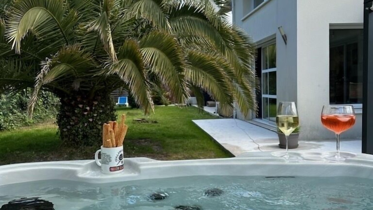 Photo of Outdoor in Messanges