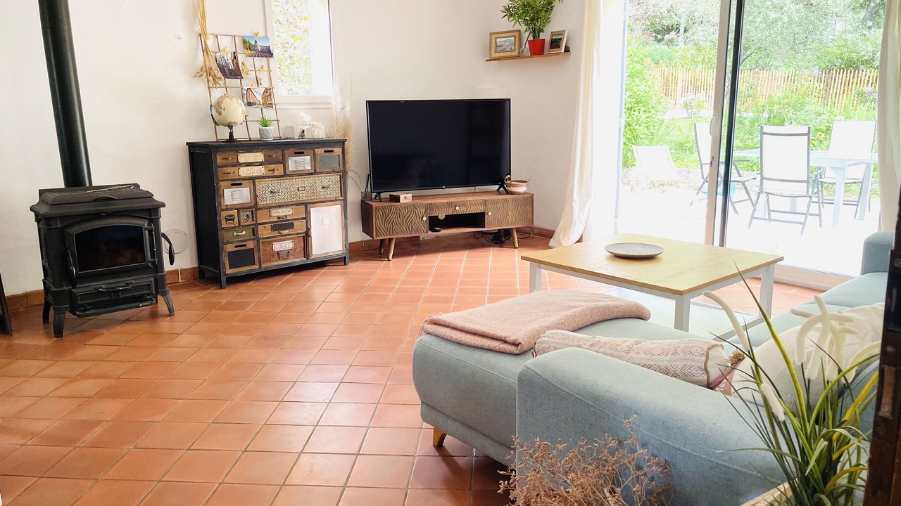 Photo of Livingroom in Trets