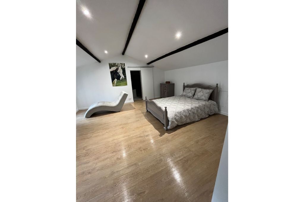 Photo of Bedroom in Saint-Mariens