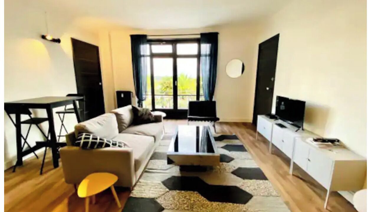 Photo of Livingroom in Centre Ville