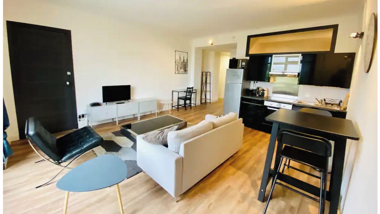 Photo of Livingroom in Centre Ville
