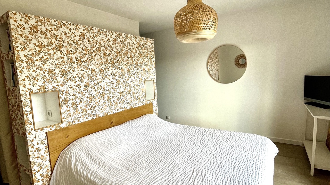 Photo of Bedroom in Tosse