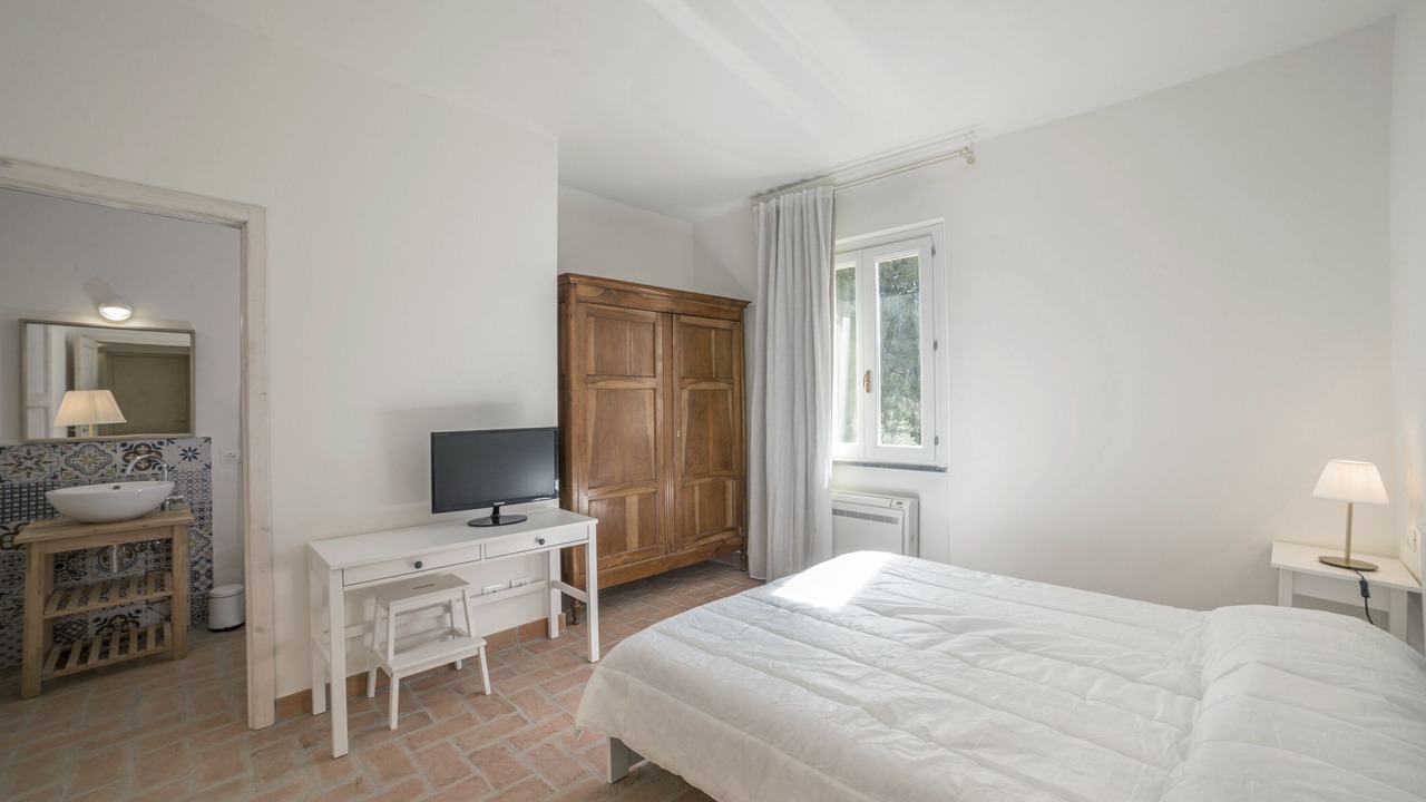 Photo of Bedroom in Livorno
