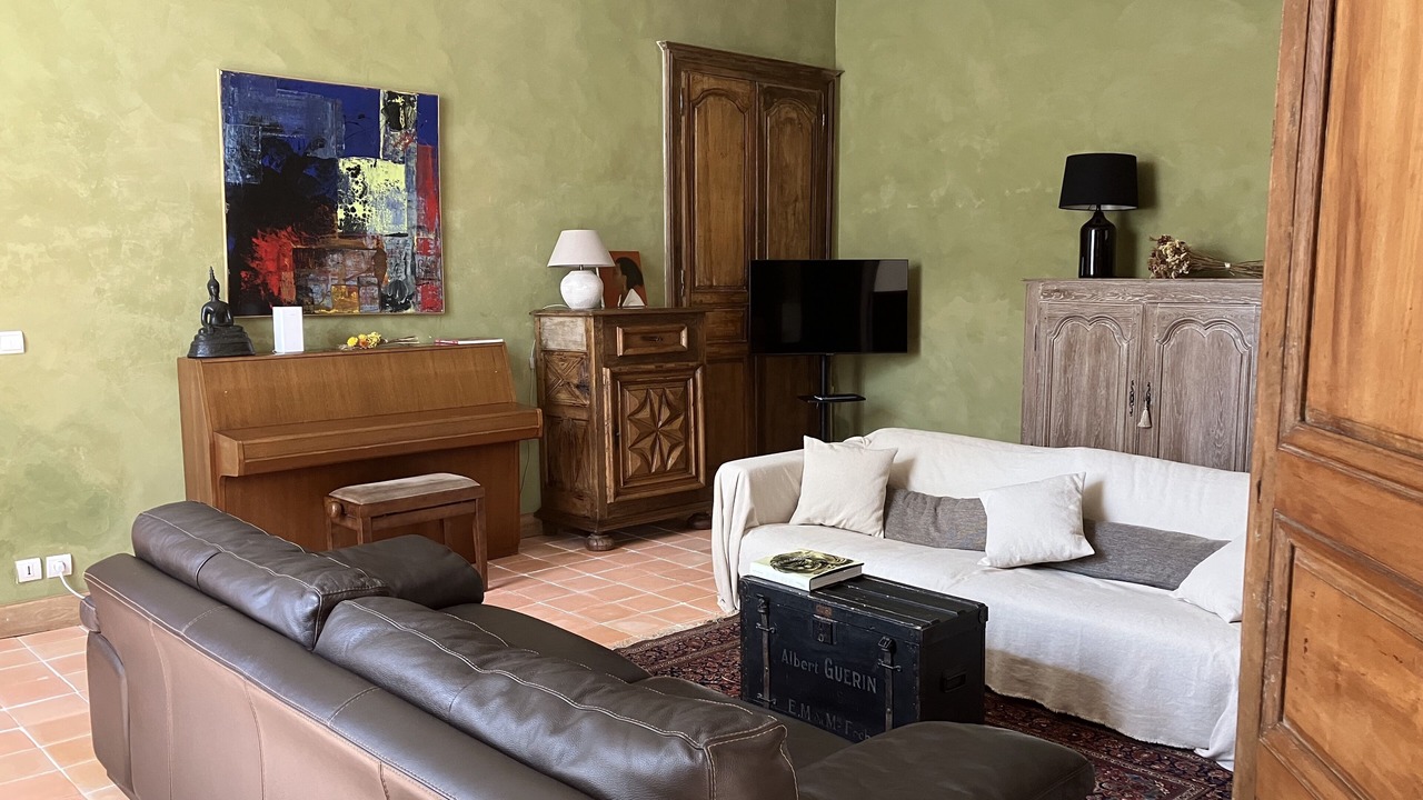 Photo of Livingroom in Saint-Martial-Viveyrol