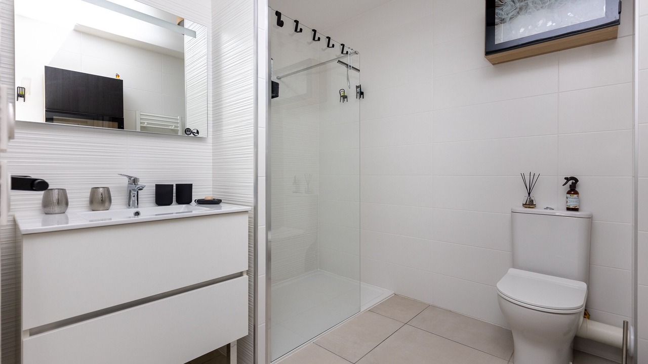 Photo of Bathroom in Bayonne