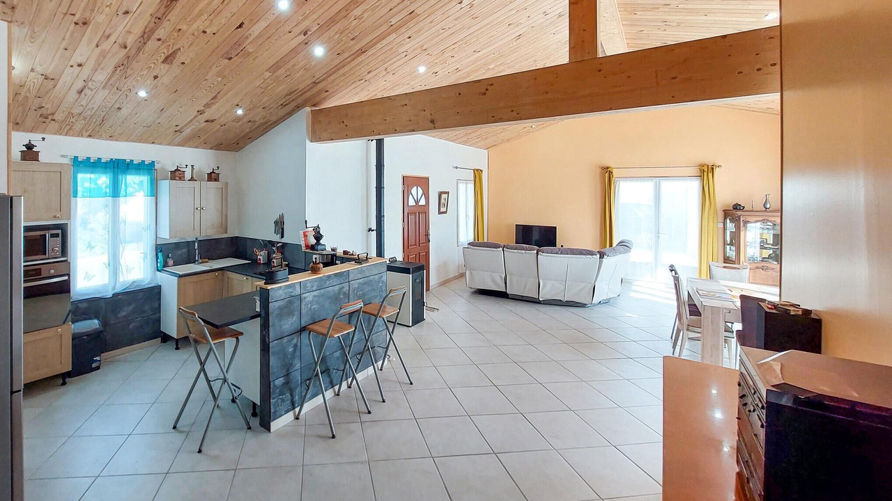 Photo of Bedroom in Cheray