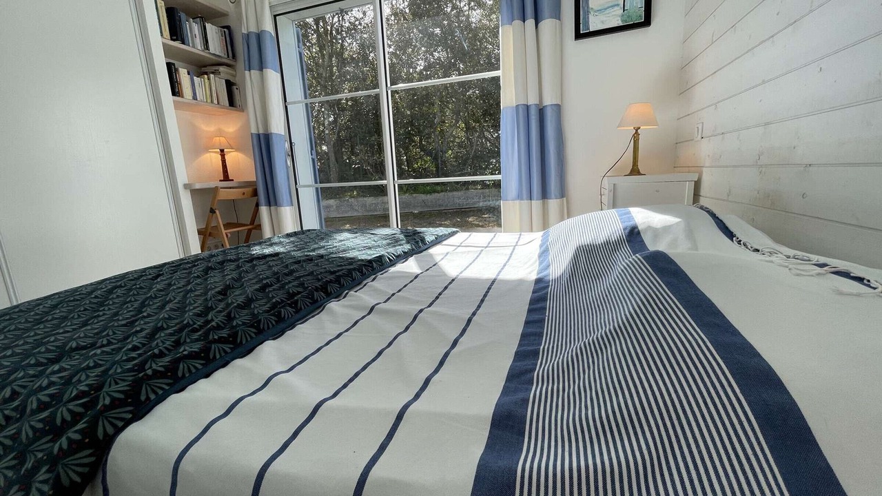 Photo of Bedroom in Domino