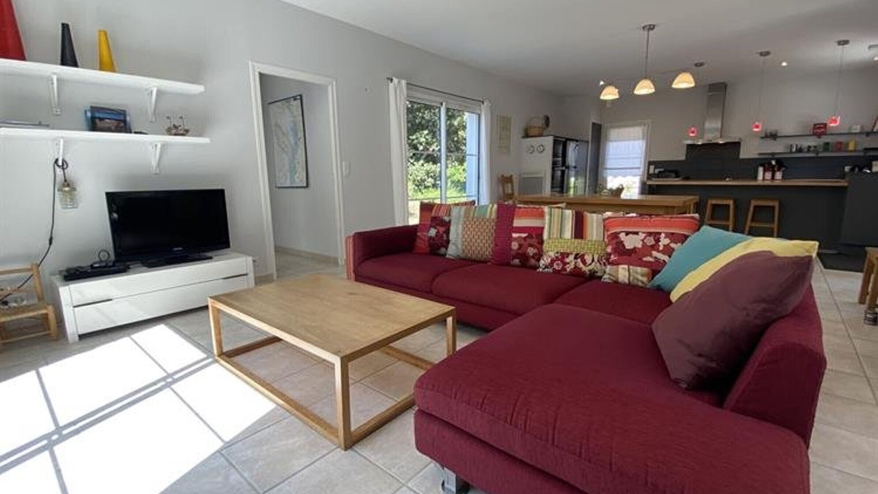 Photo of Livingroom in Domino