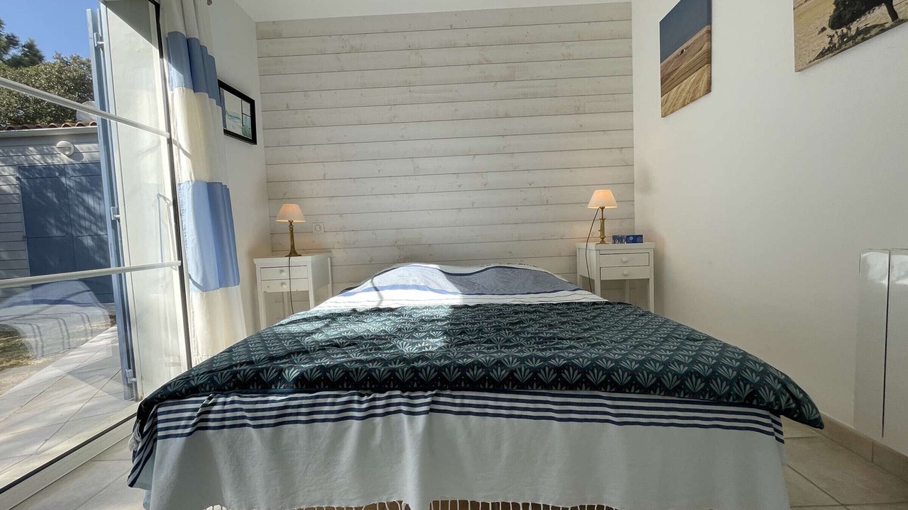 Photo of Bedroom in Domino