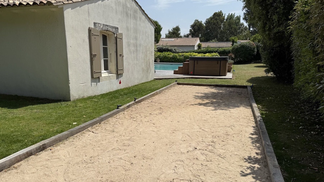 Photo of Outdoor in Les Portes-en-Re