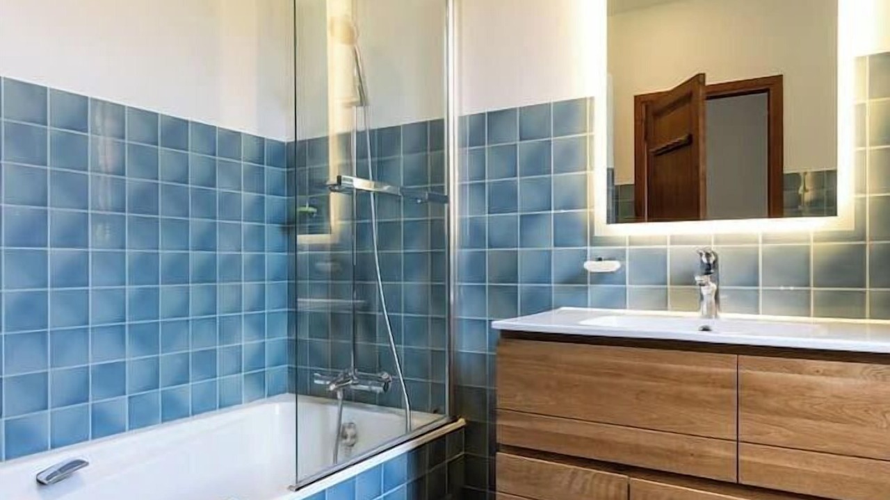 Photo of Bathroom in Saint-Martin-de-Seignanx