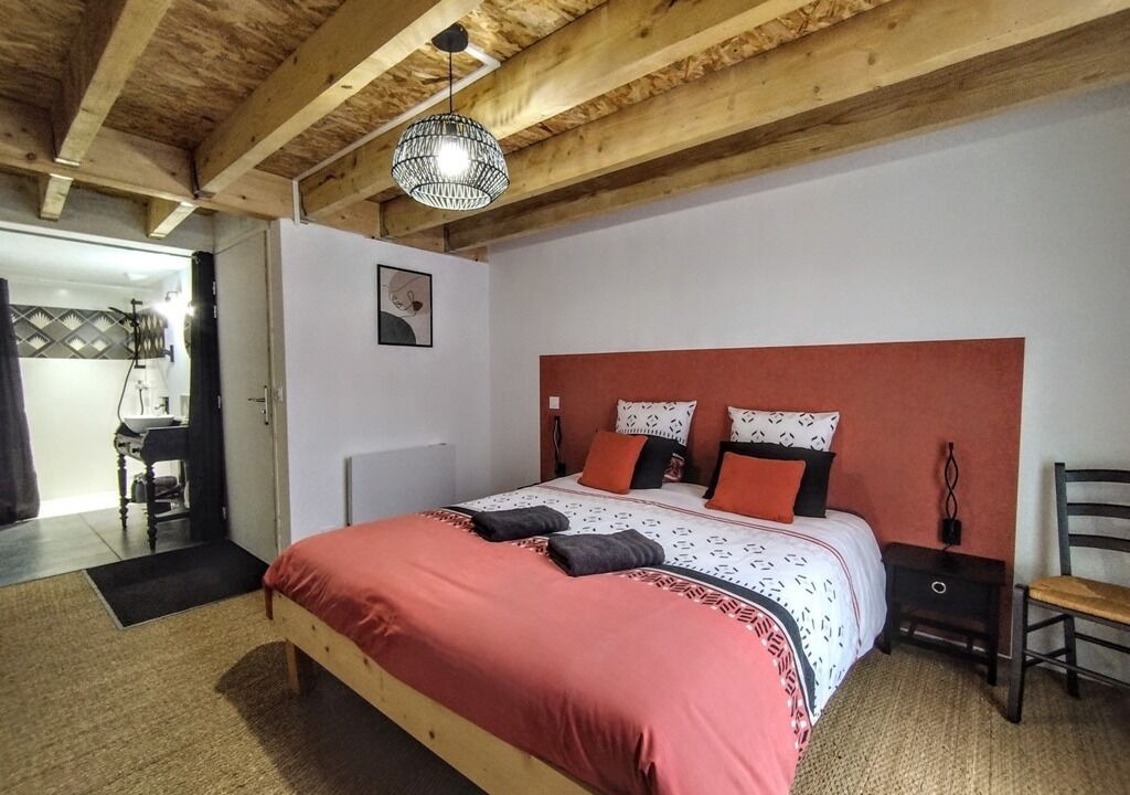 Photo of Bedroom in Celle-Levescault