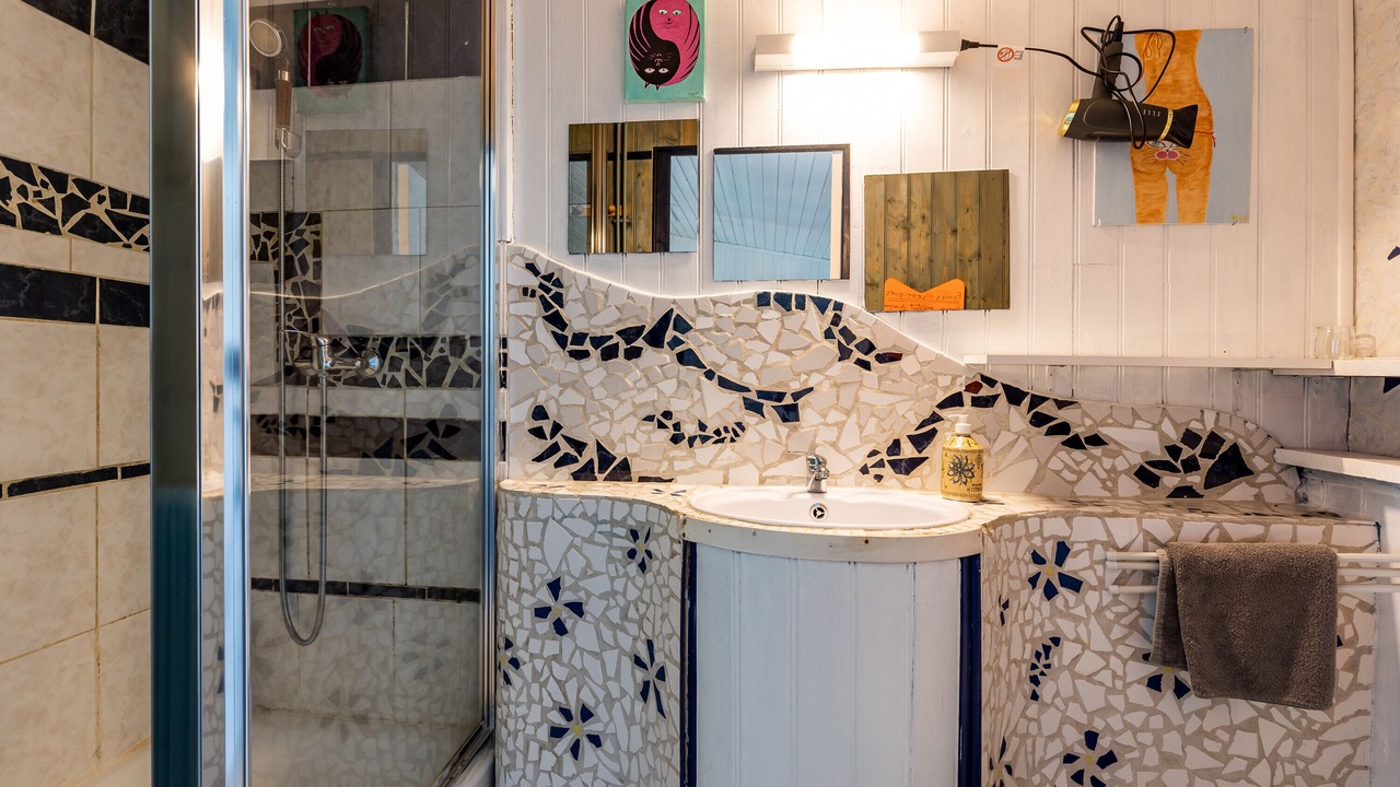 Photo of Bathroom in Gaillan-en-Medoc