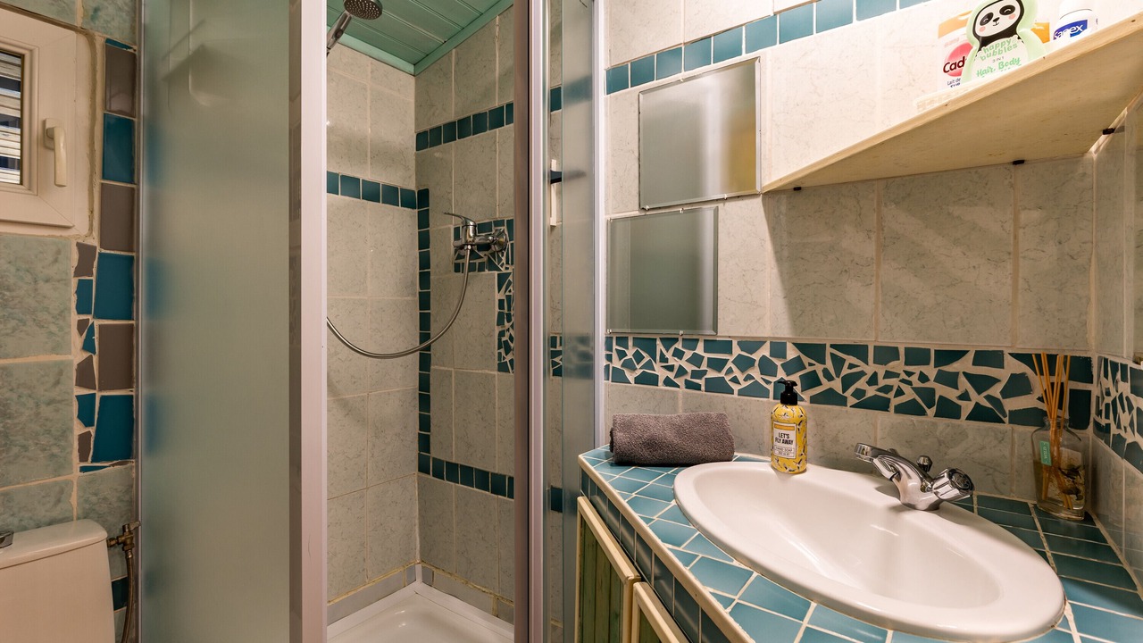 Photo of Bathroom in Gaillan-en-Medoc