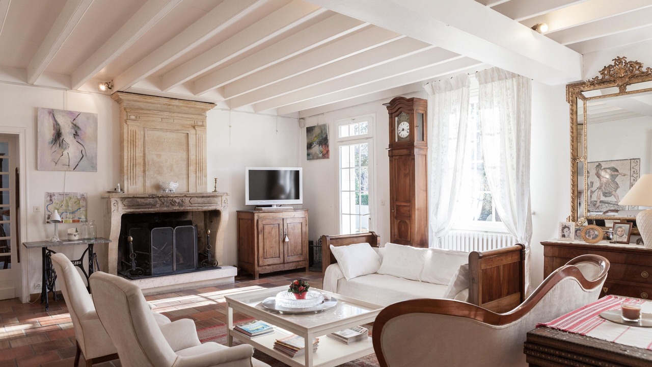 Photo of Livingroom in Sainte-Terre