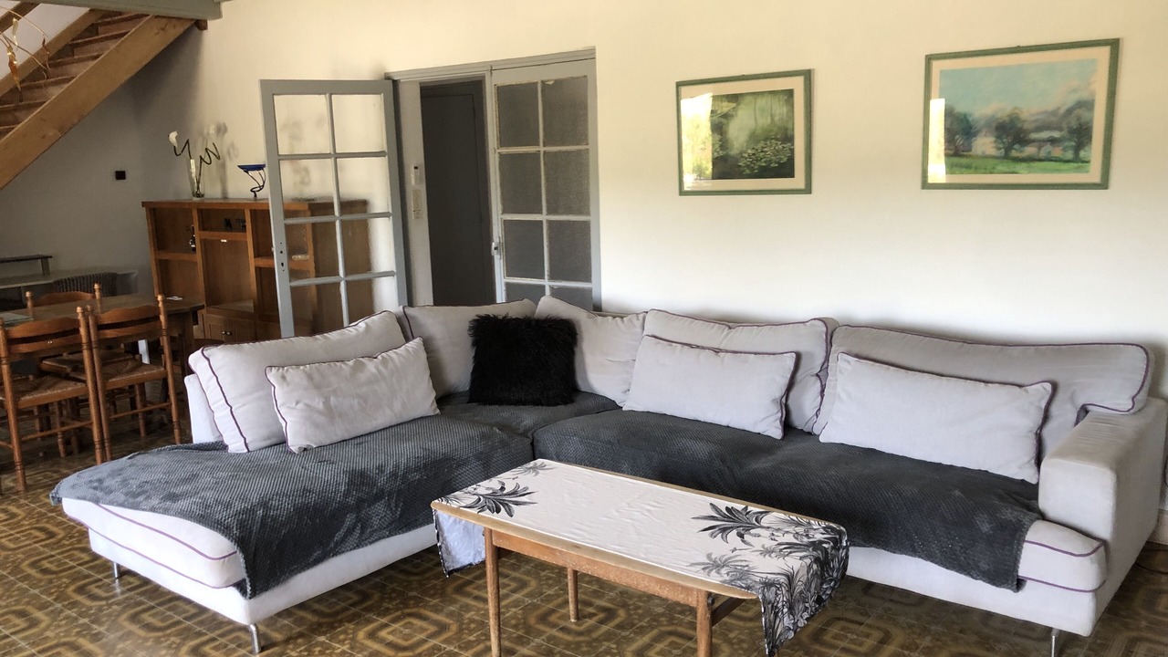 Photo of Livingroom in Chenaud