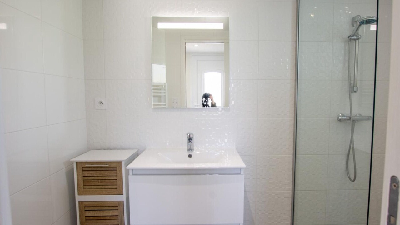 Photo of Bathroom in Saint-Martial-de-Valette