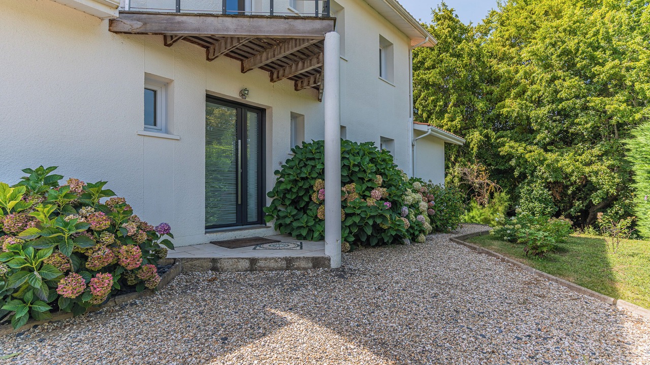 Photo of Outdoor in Pompignac