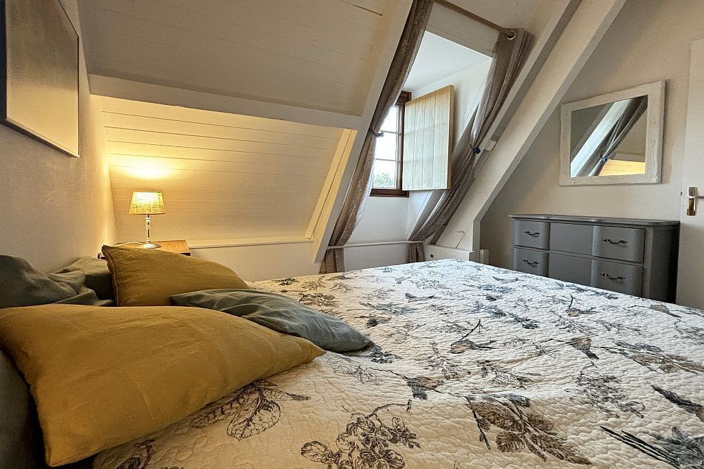 Photo of Bedroom in Beynac-et-Cazenac