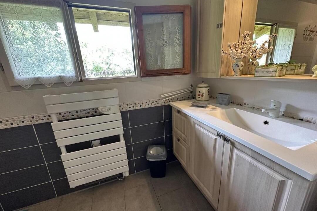 Photo of Bathroom in Commensacq