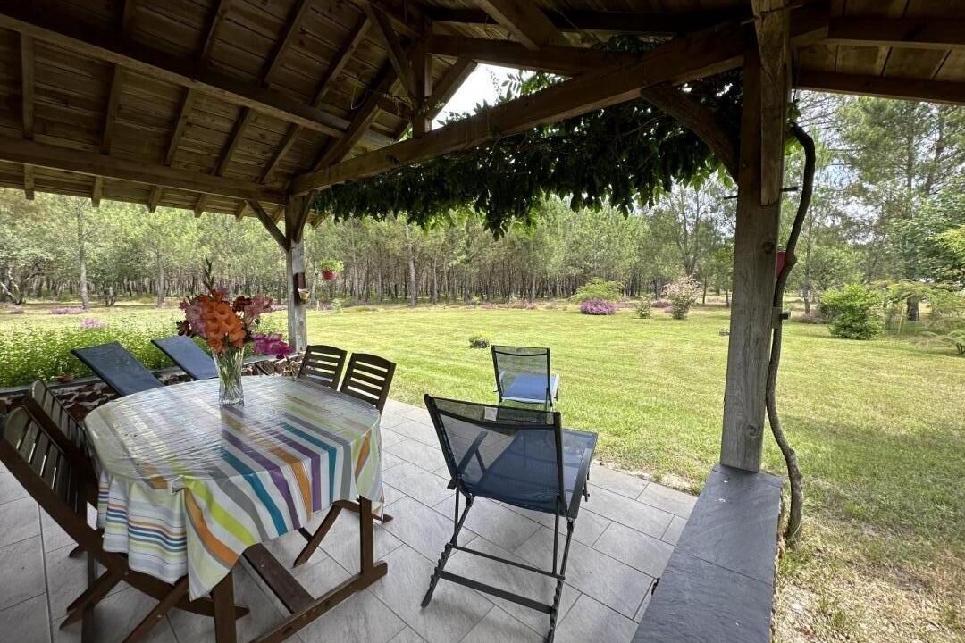 Photo of Outdoor in Commensacq