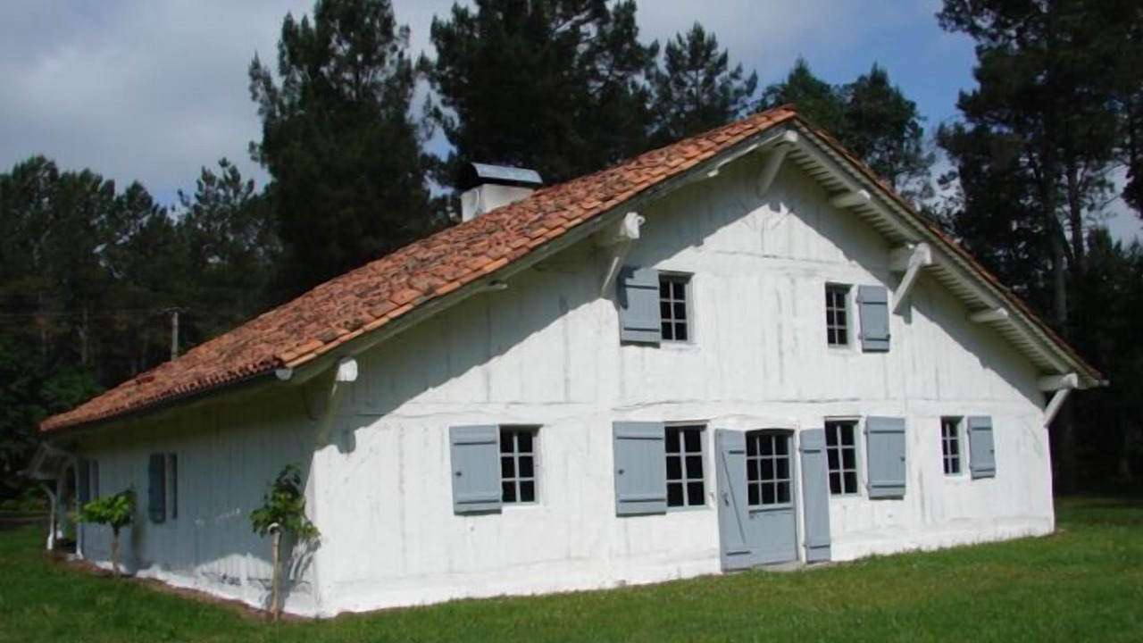 Photo of Outdoor in Luglon