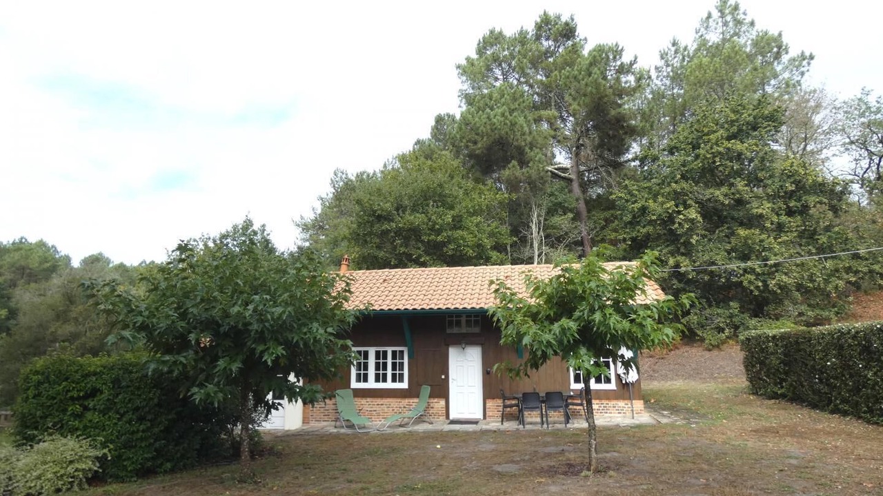 Photo of Outdoor in Lesperon