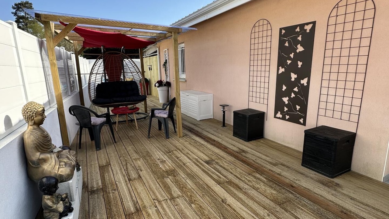 Photo of Patio Balcony in Saint-Vincent-de-Paul
