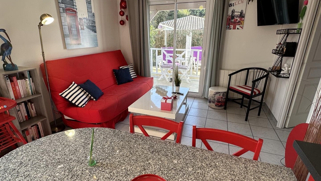 Photo of Livingroom in Saint-Vincent-de-Paul