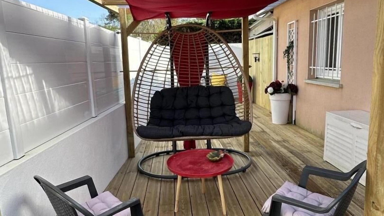 Photo of Patio Balcony in Saint-Vincent-de-Paul