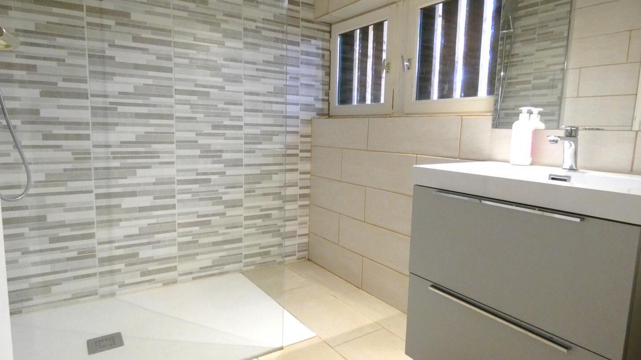 Photo of Bathroom in Callen