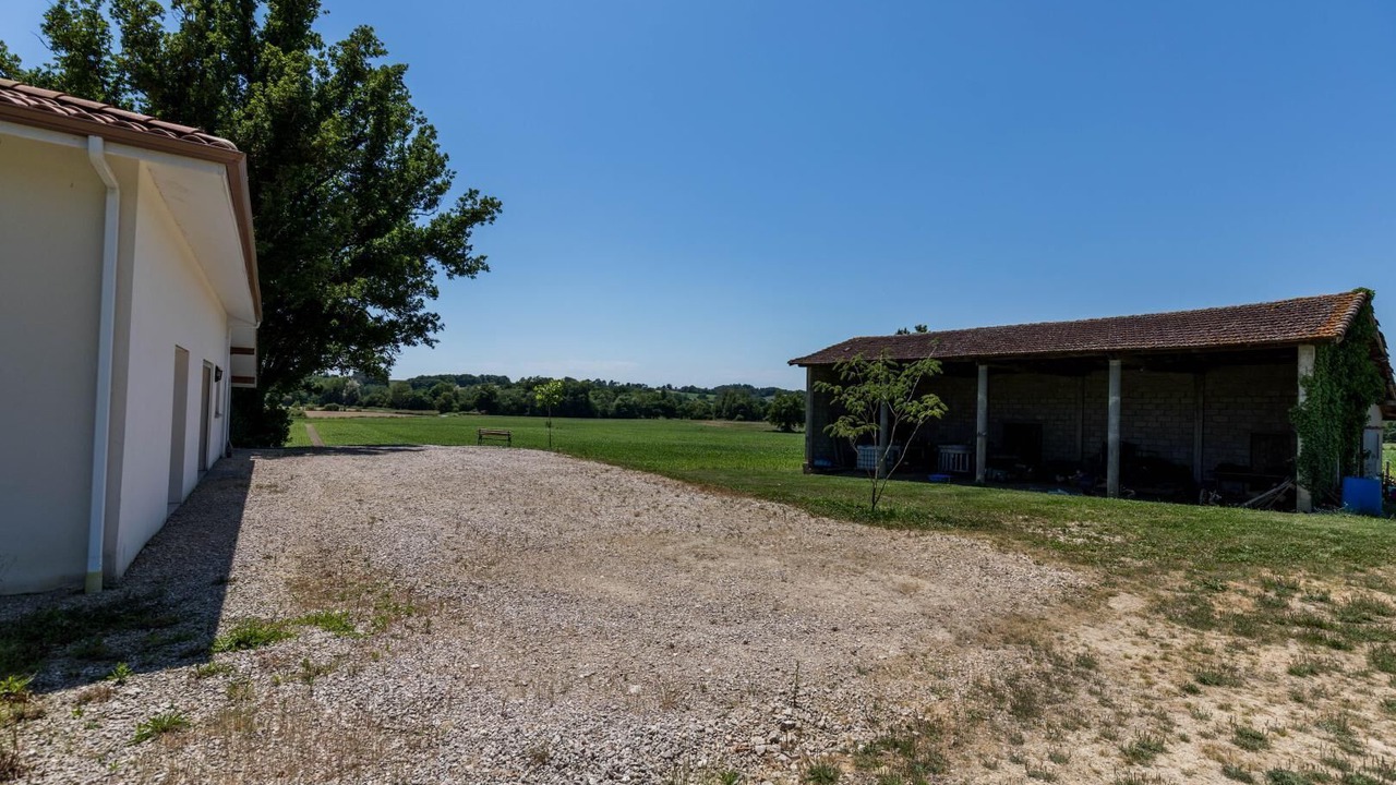 Photo of Outdoor in Fargues