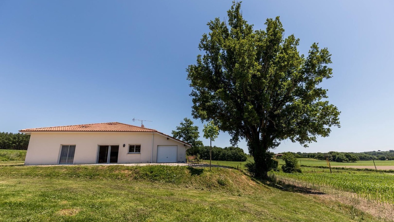 Photo of Outdoor in Fargues