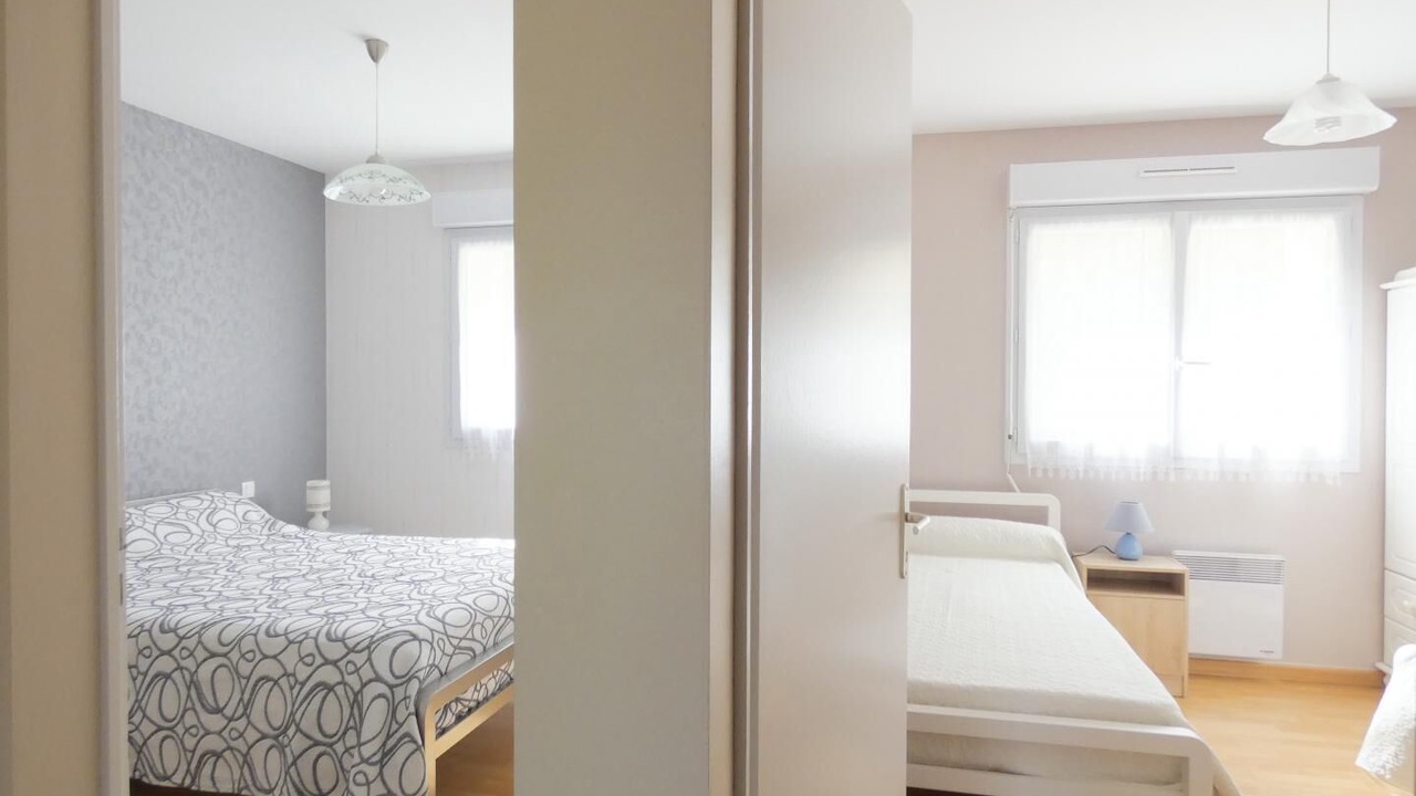 Photo of Bedroom in Angoume