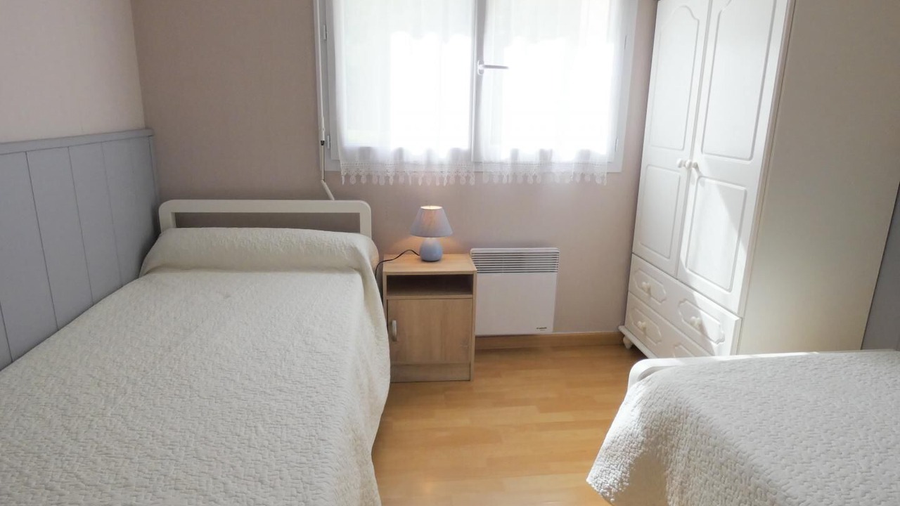Photo of Bedroom in Angoume