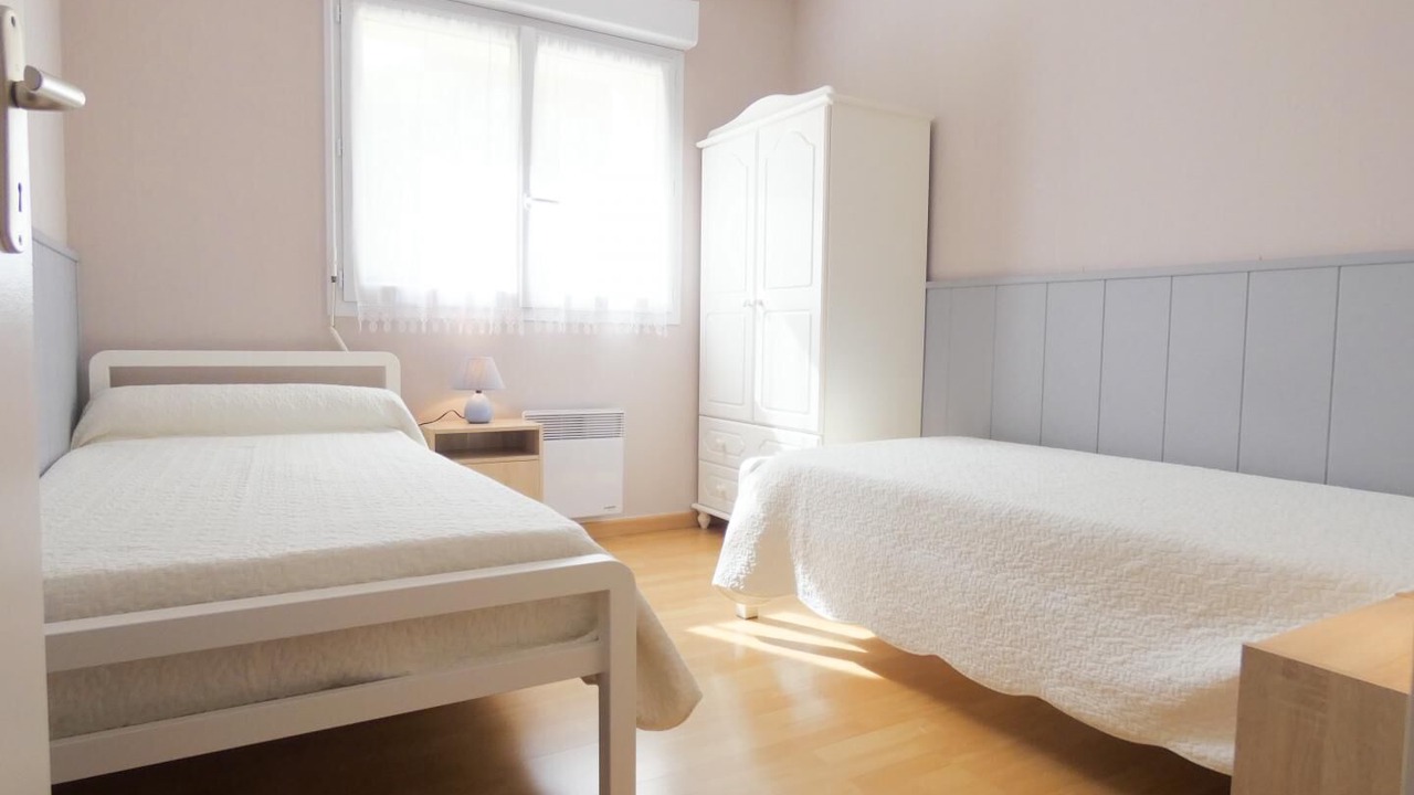 Photo of Bedroom in Angoume