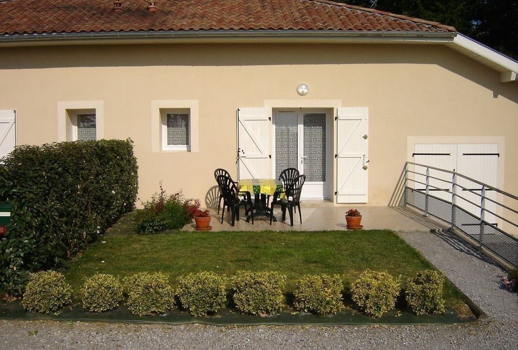Photo of Outdoor in Angoume