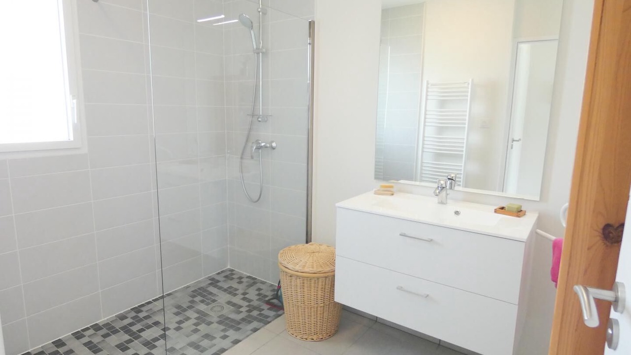 Photo of Bathroom in Saubusse
