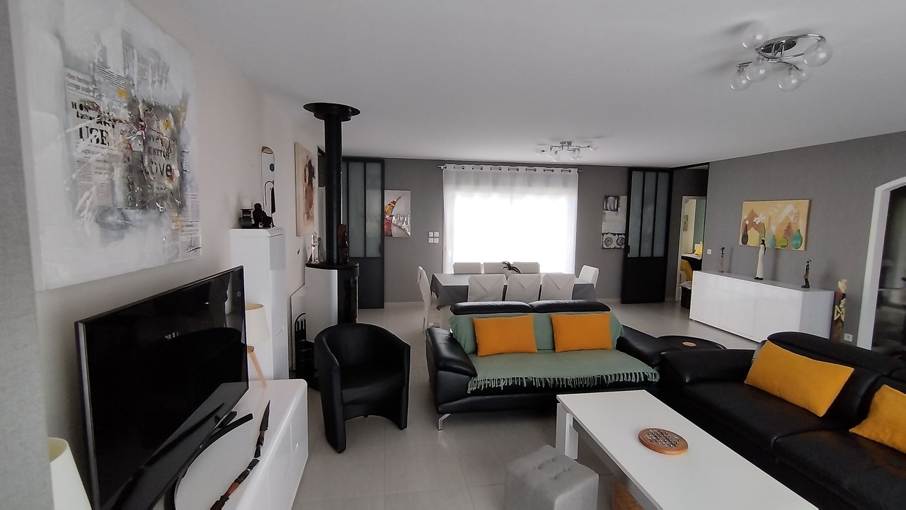 Photo of Livingroom in Artigues-pres-Bordeaux