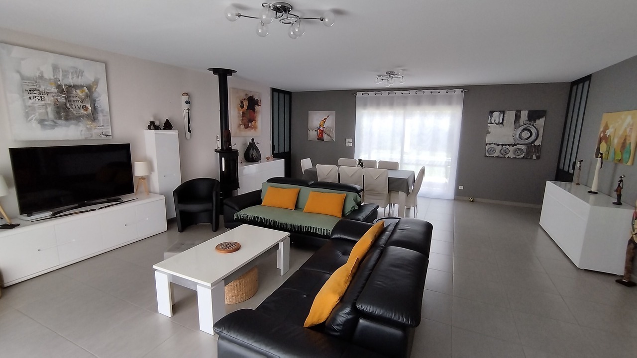Photo of Livingroom in Artigues-pres-Bordeaux