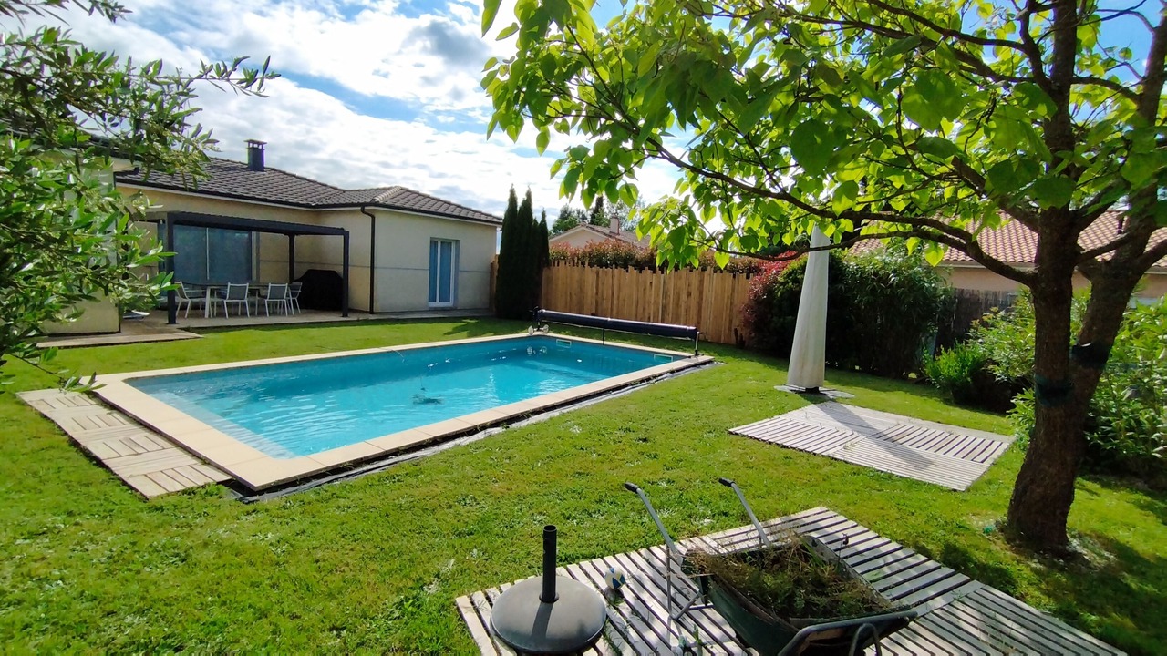 Photo of Outdoor in Artigues-pres-Bordeaux