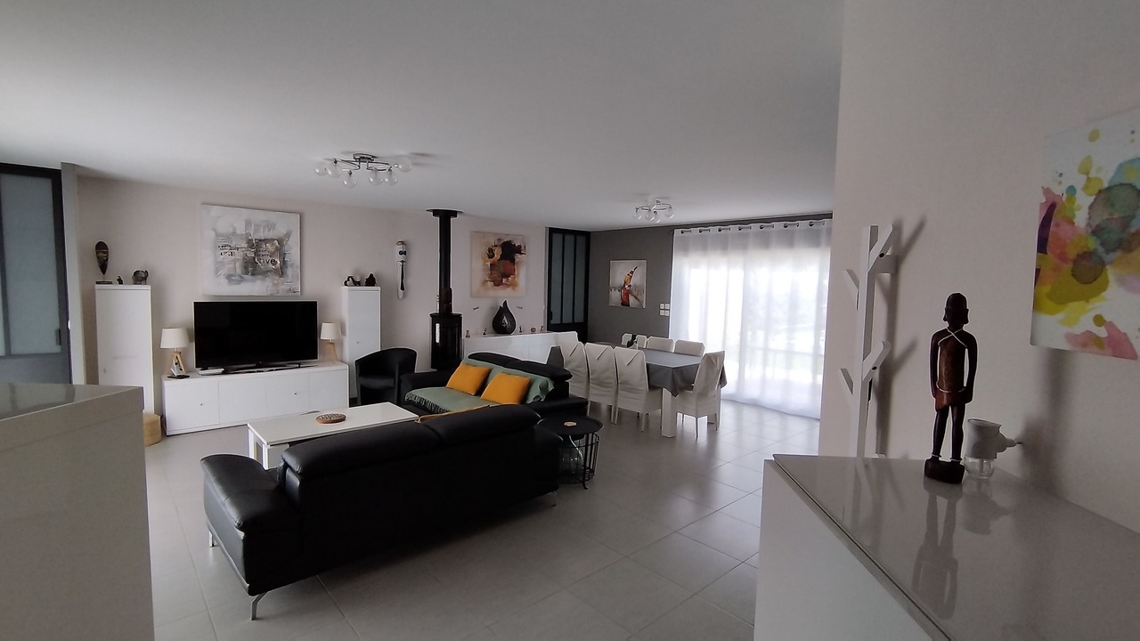 Photo of Livingroom in Artigues-pres-Bordeaux
