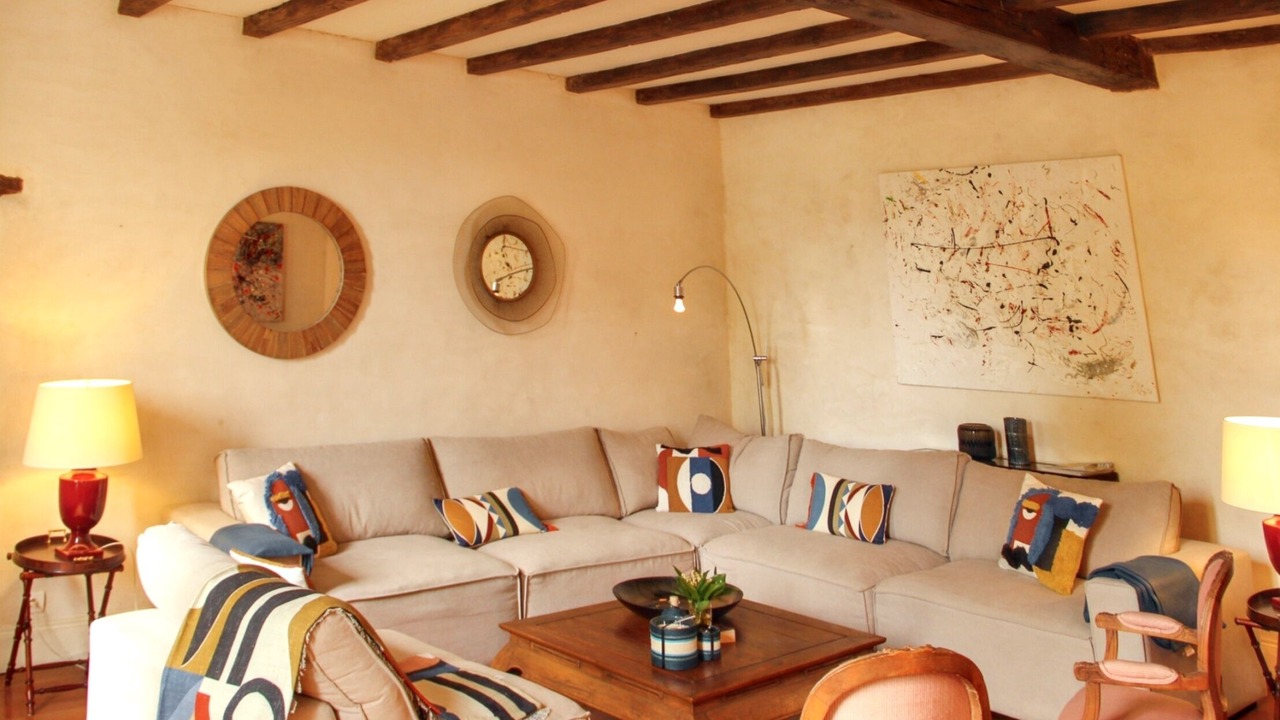 Photo of Livingroom in Saint-Palais-du-Ne