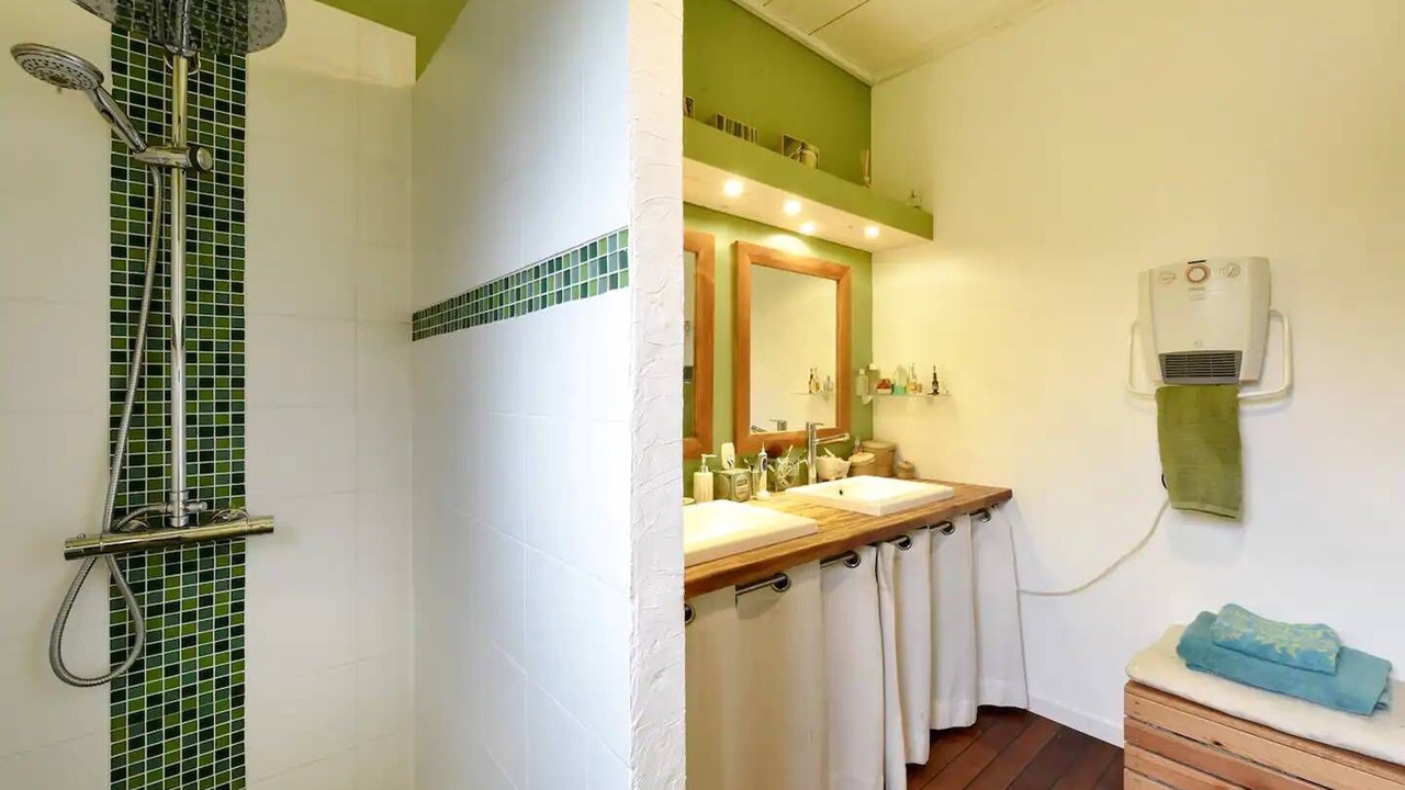 Photo of Bathroom in Bouliac